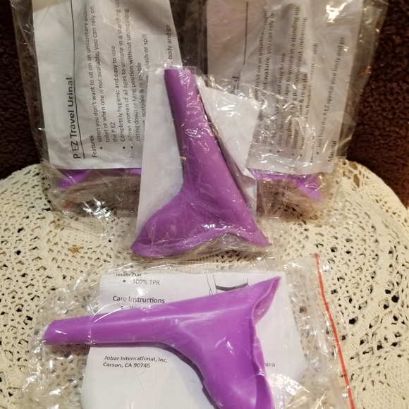 New Female urinal 2 left - Picture 1 of 4